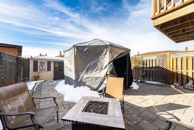 Additional image 38 of 14 Capstan Crt