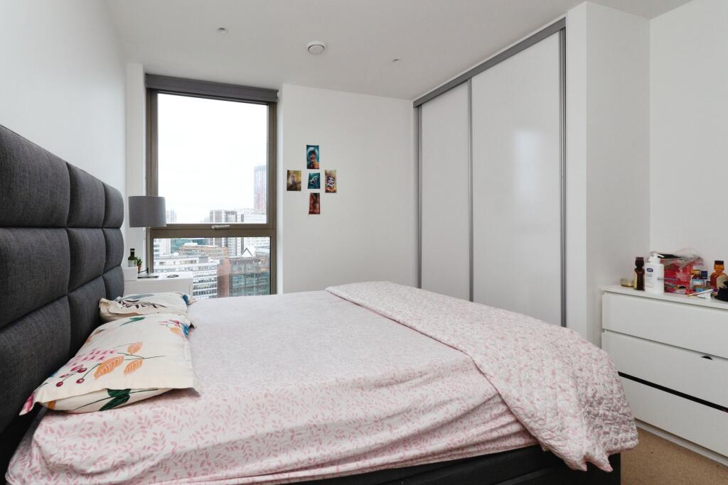 Additional image 8 of 1 Caithness Walk, Croydon, CR0