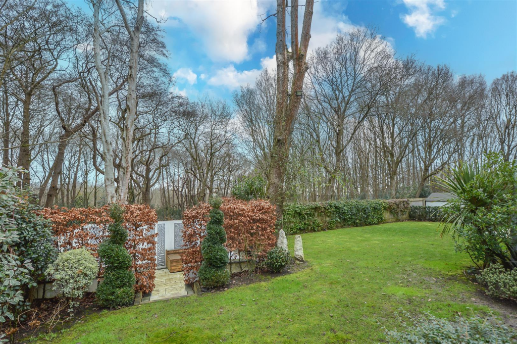 Additional image 29 of Woodside Place, Great Warley, Brentwood