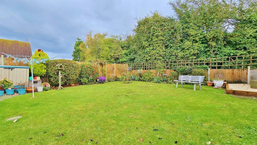 Additional image 22 of Laxton Grove, Great Holland