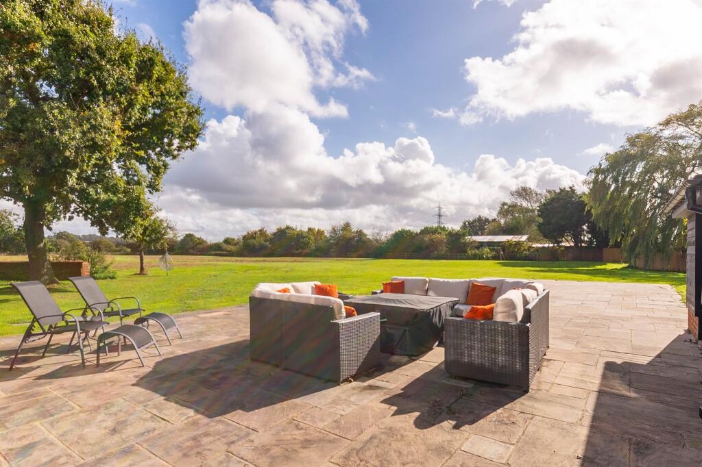 Additional image 27 of Workhouse Lane, South Woodham Ferrers, Chelmsford