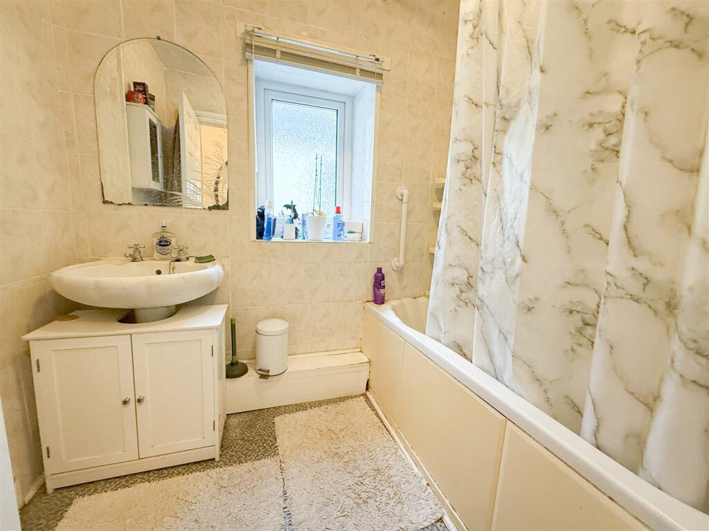 Additional image 13 of St. Andrews Road, Clacton-On-Sea