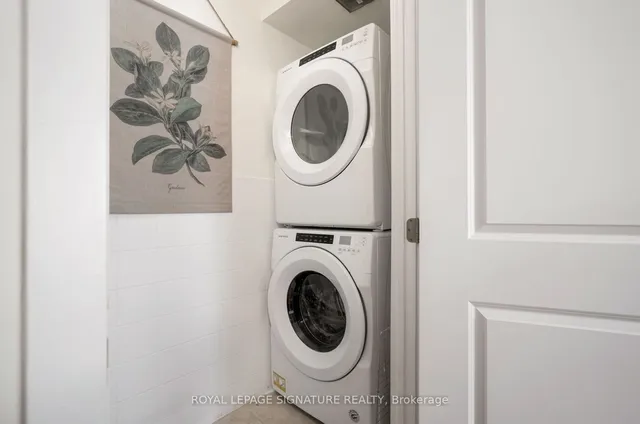 Additional image 7 of 10 Yonge St Unit 413