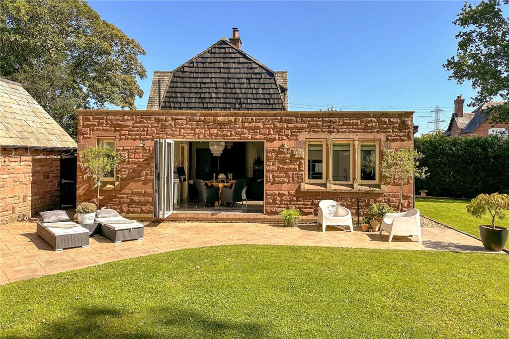 Additional image 29 of Neston Road, Thornton Hough, Wirral