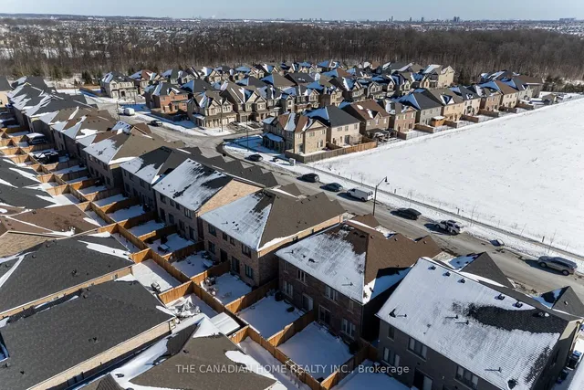 Additional image 27 of 95 Cobriza Cres