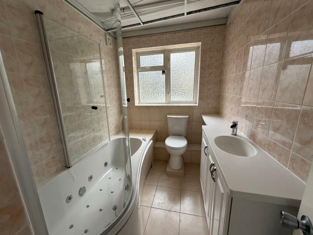 Additional image 11 of Newlands Close, Hutton, Brentwood