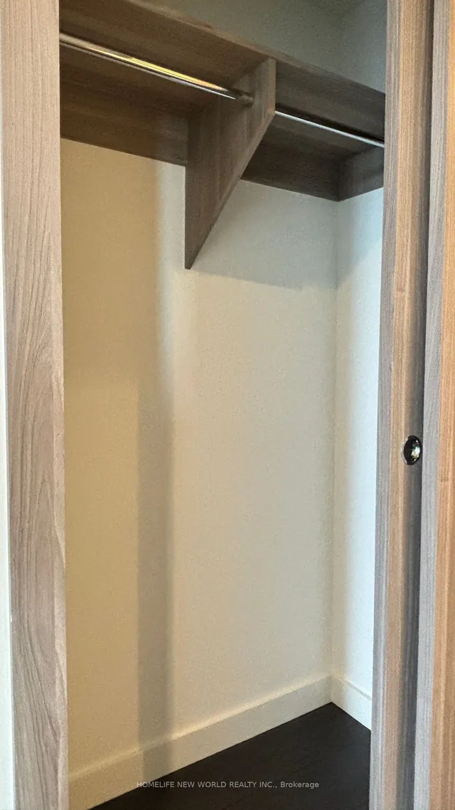 Additional image 30 of 27 Mcmahon Dr Unit #1102