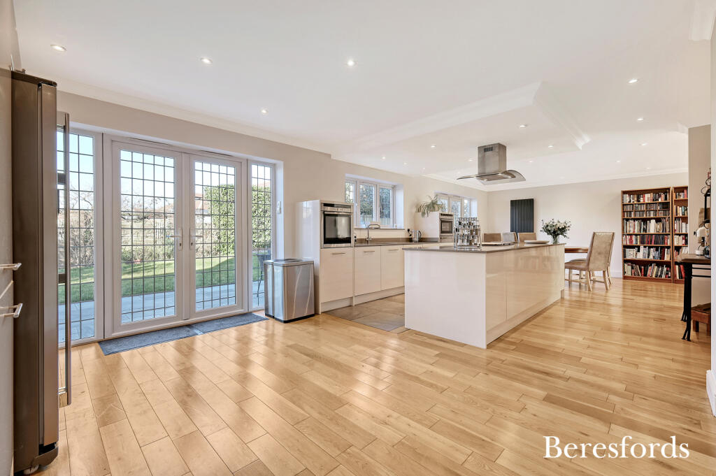 Additional image 39 of London Road, Brentwood, CM14