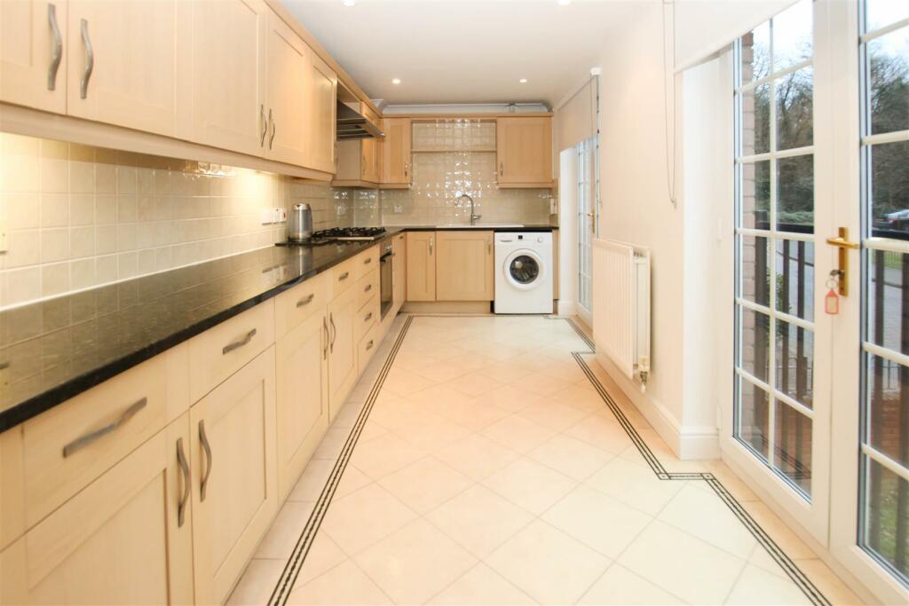 Additional image 13 of Pastoral Way, Warley, Brentwood