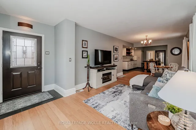 Additional image 6 of 13 Grenville Ave