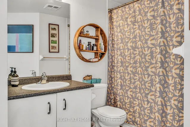 Additional image 18 of 650 Lawrence Ave Unit 405