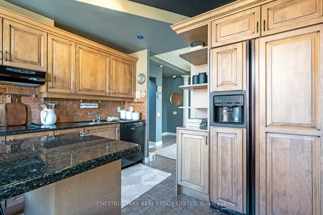 Additional image 17 of 135 Maitland St Unit PH3