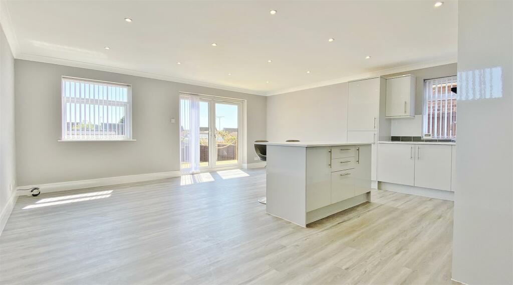 Additional image 9 of Great Harrods, Walton On The Naze