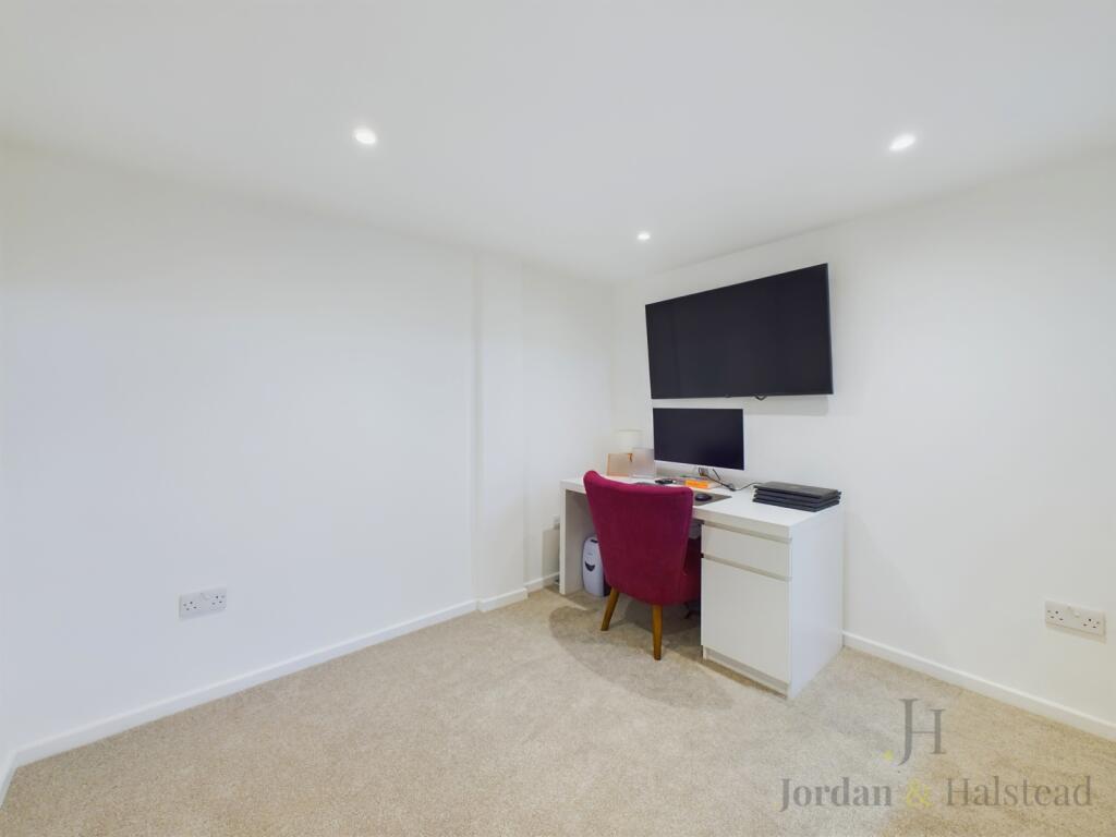 Additional image 16 of Dublin Croft, Great Sutton, Ellesmere Port, Cheshire, CH66