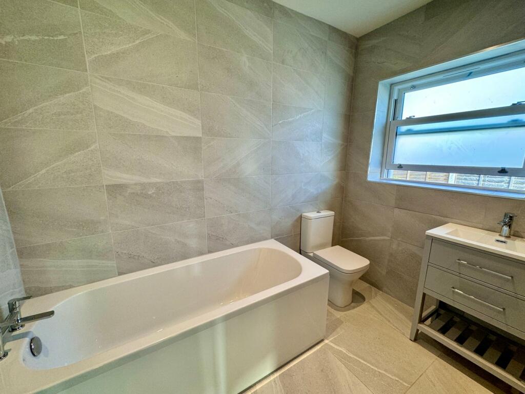 Additional image 19 of Beatrice Road, Walton on the Naze, CO14