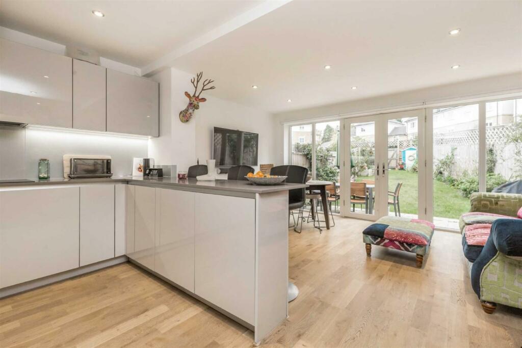 Additional image 8 of Mowbray Close, Epping