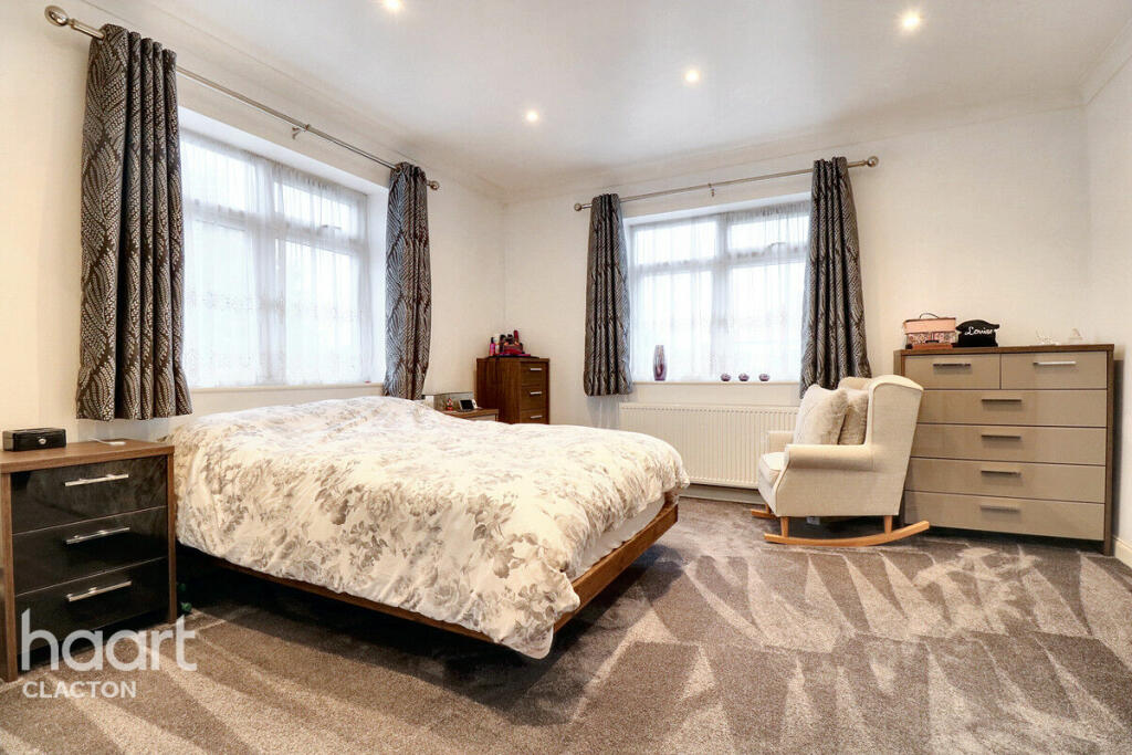 Additional image 8 of St Osyth Road, Clacton-On-Sea