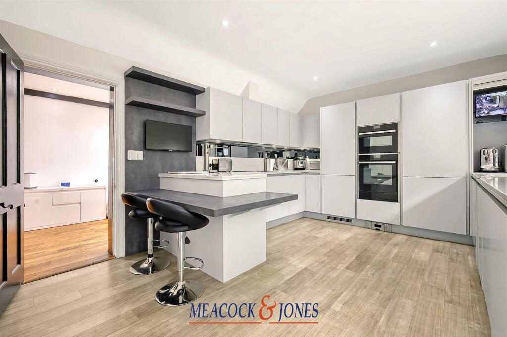 Additional image 10 of Weald Road, South Weald, Brentwood