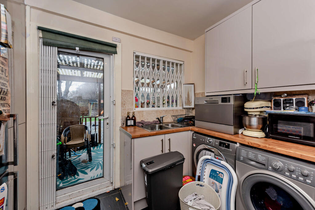 Additional image 13 of Tamworth Lane, Mitcham, CR4