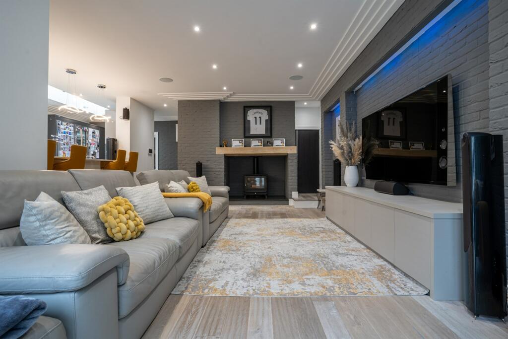 Additional image 11 of Queenborough Lane, Braintree, CM77