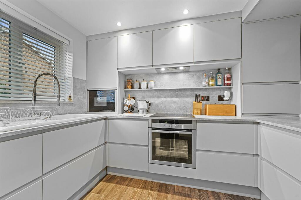 Additional image 15 of Lydgate Close, Lawford, Manningtree