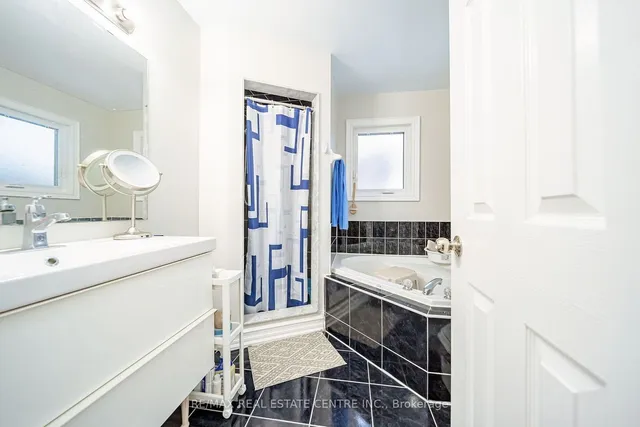 Additional image 24 of 75 Letty Ave