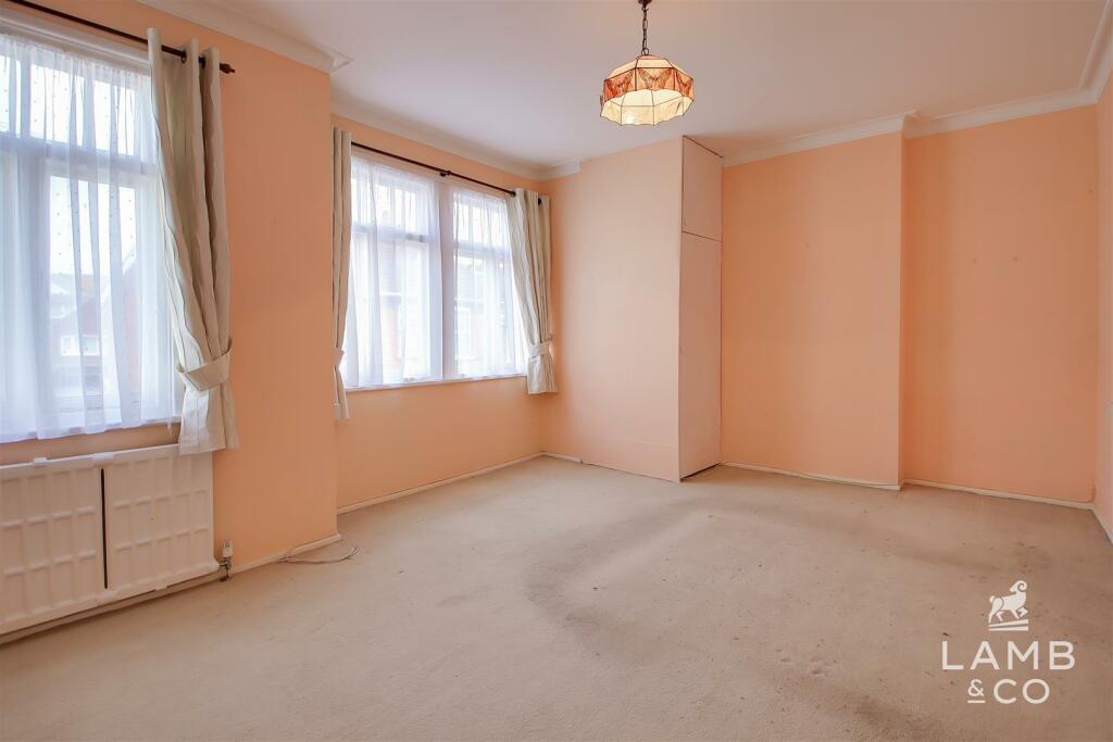 Additional image 5 of New Pier Street, Walton On The Naze