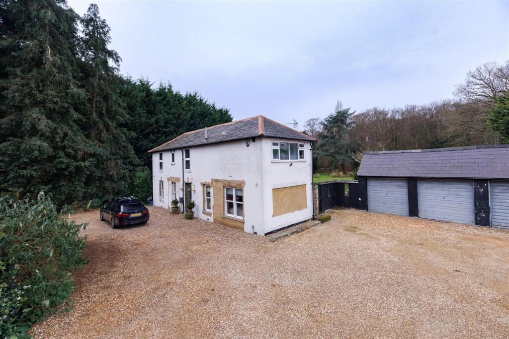 Additional image 21 of High Road, Epping