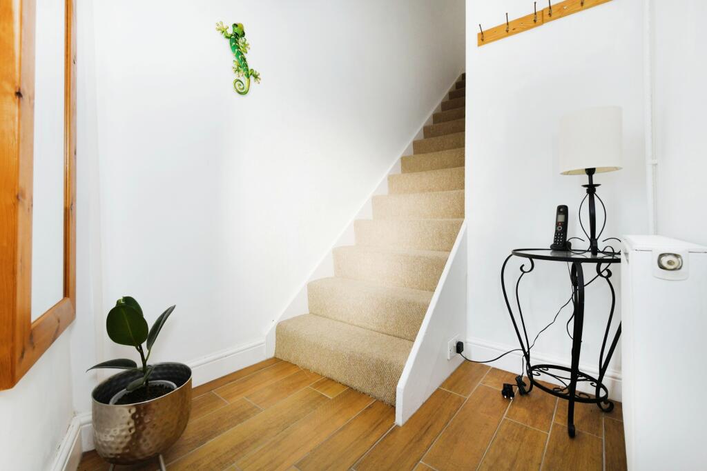 Additional image 9 of Grove Road, Chelmsford, Essex, CM2