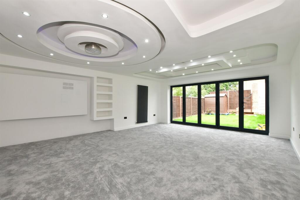 Additional image 14 of Upland Road, Billericay, Essex