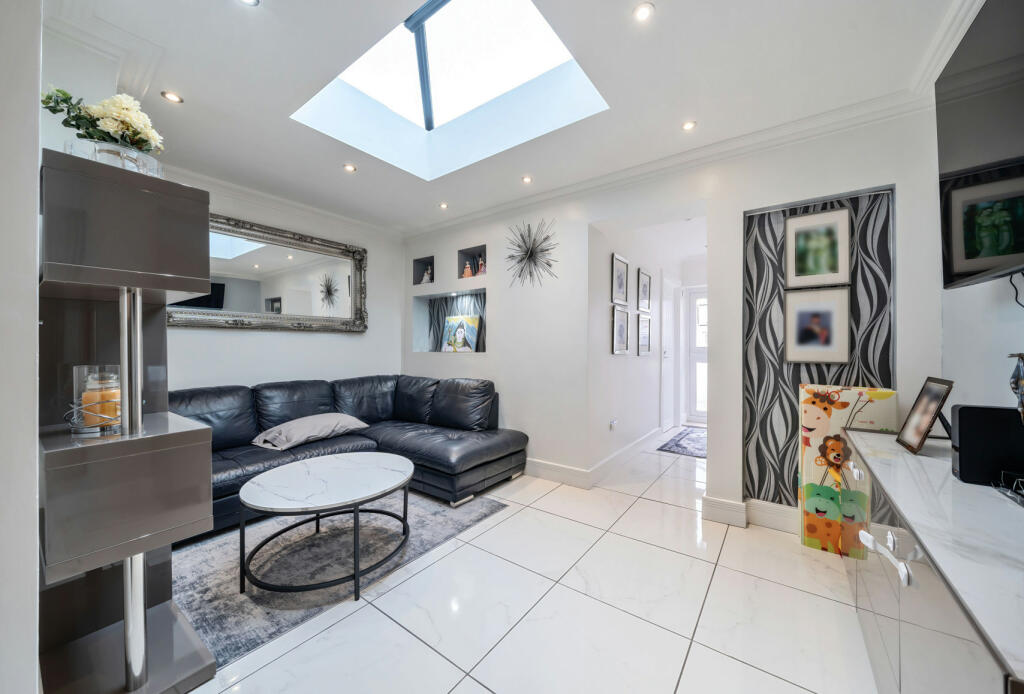 Additional image 4 of Sherwood Park Road, Mitcham, CR4