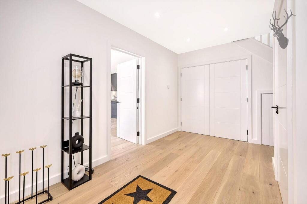 Additional image 3 of Shire Mews, Epping