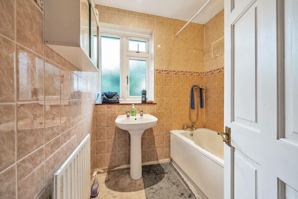 Additional image 7 of Meopham Road, Mitcham, CR4