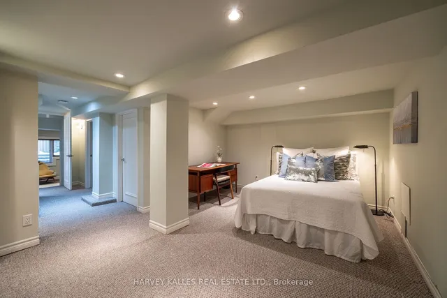 Additional image 27 of 279 BRIAR HILL Ave