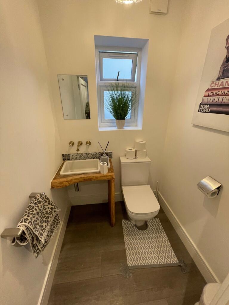 Additional image 13 of Oakview, Mill Lane, Hook End, Brentwood, Essex CM15 0PP