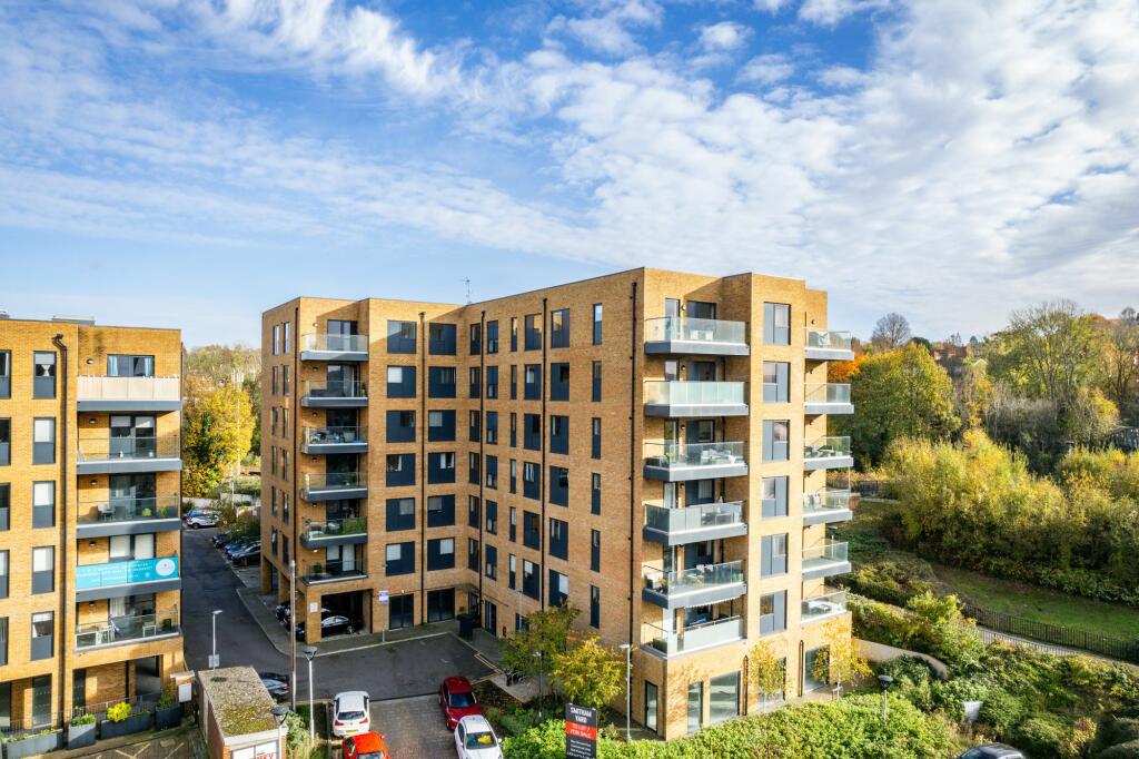 Additional image 16 of Leaden Hill, Smitham Court, CR5