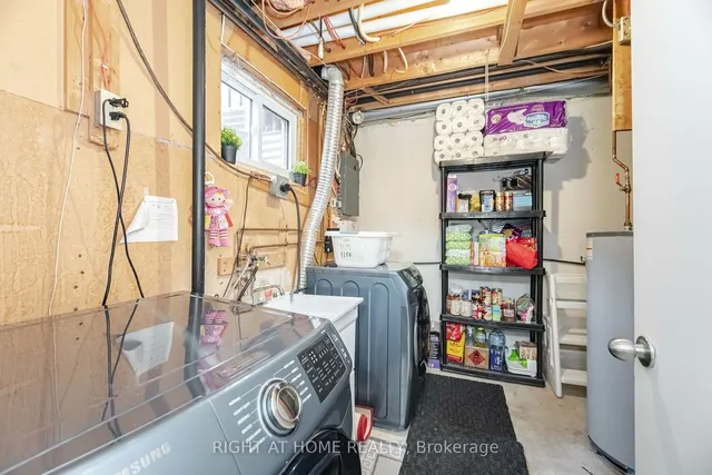 Additional image 31 of 71 Collins Cres