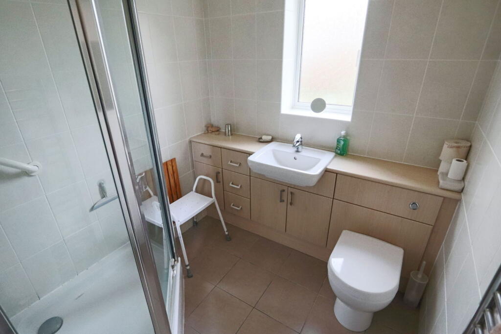 Additional image 6 of Lingfield Gardens, Coulsdon, CR5 1QQ