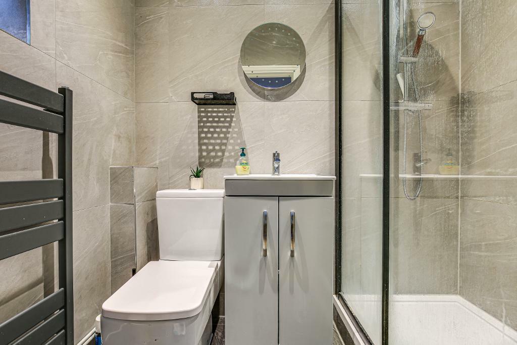 Additional image 21 of Arkwright Road, Sanderstead, CR2 0LL