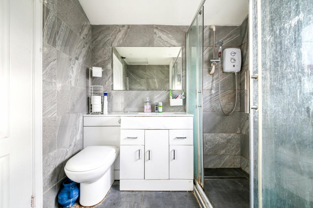 Additional image 6 of Wood Street, Mitcham, CR4