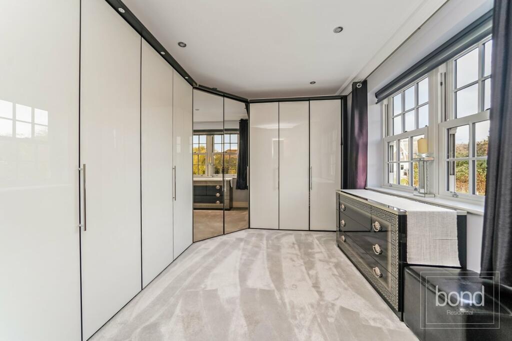 Additional image 14 of Southend Road, Howe Green, Chelmsford, CM2