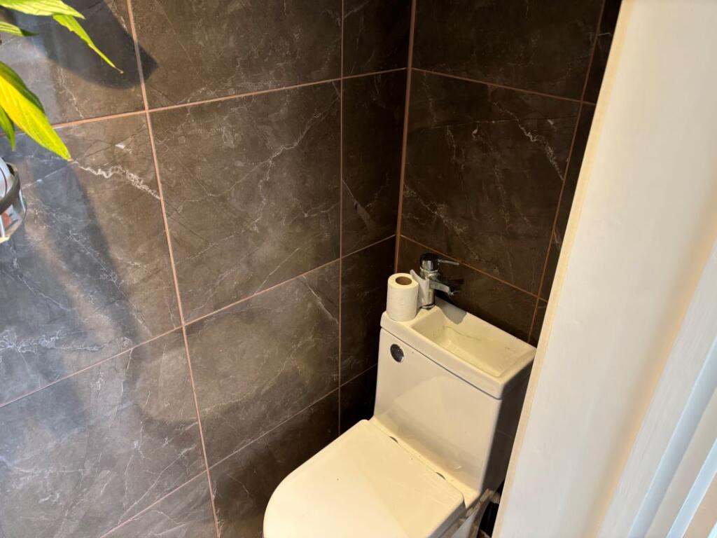 Additional image 6 of 51 First Avenue, Walton on the Naze, Essex, CO14 8JP