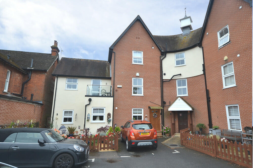 Additional image 12 of Braintree Road, Dunmow