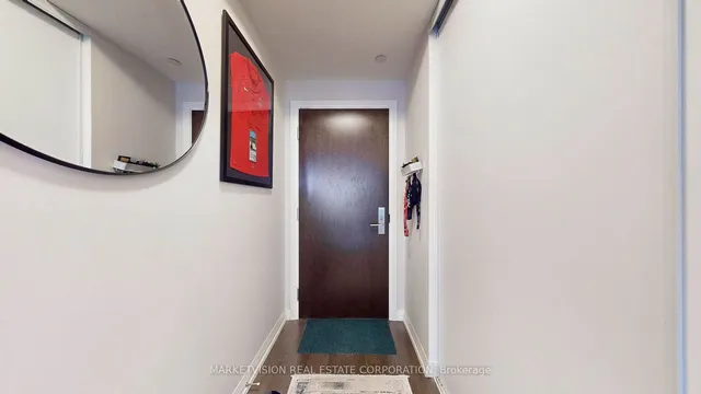 Additional image 18 of 460 Adelaide St Unit 1817