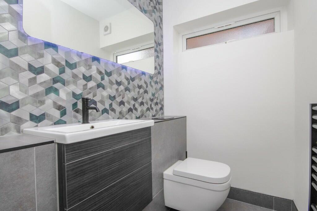 Additional image 7 of Priests Lane, Shenfield, Essex, CM15