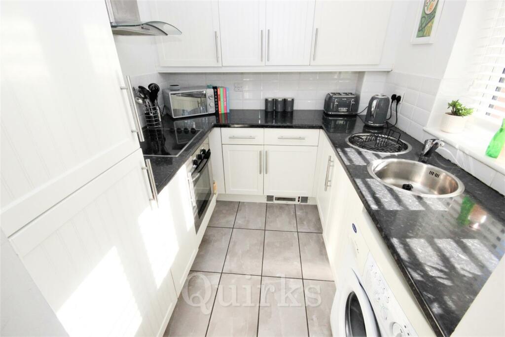 Additional image 13 of Whitesmith Drive, Billericay