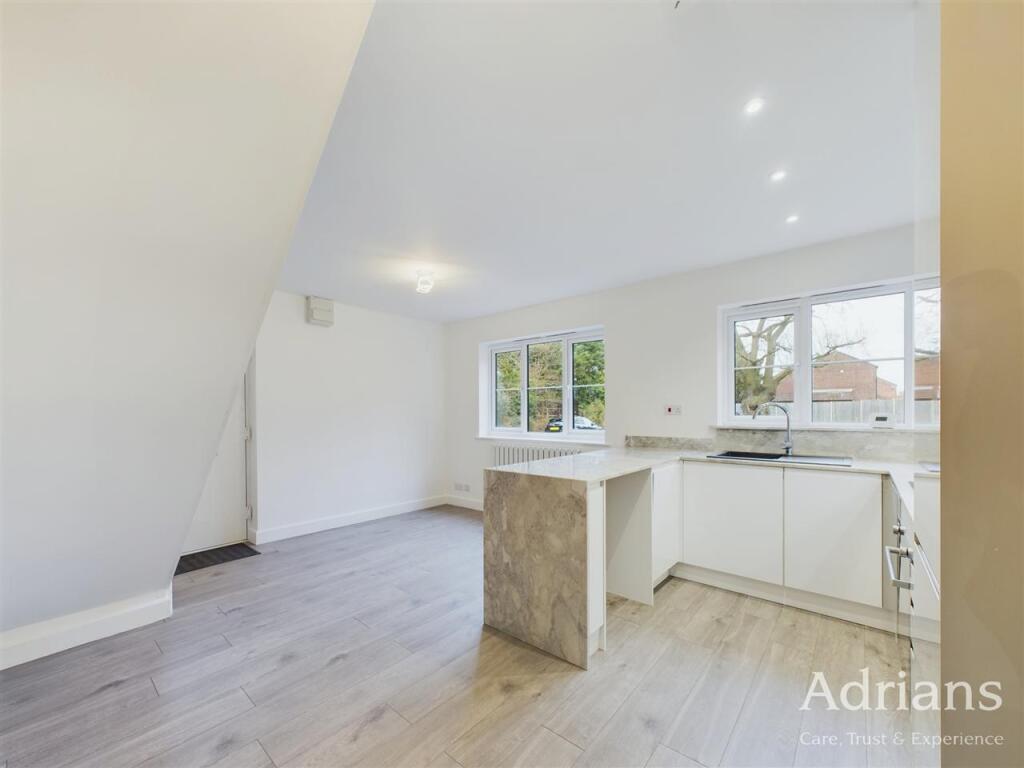 Additional image 13 of Hurrell Down, Chelmsford