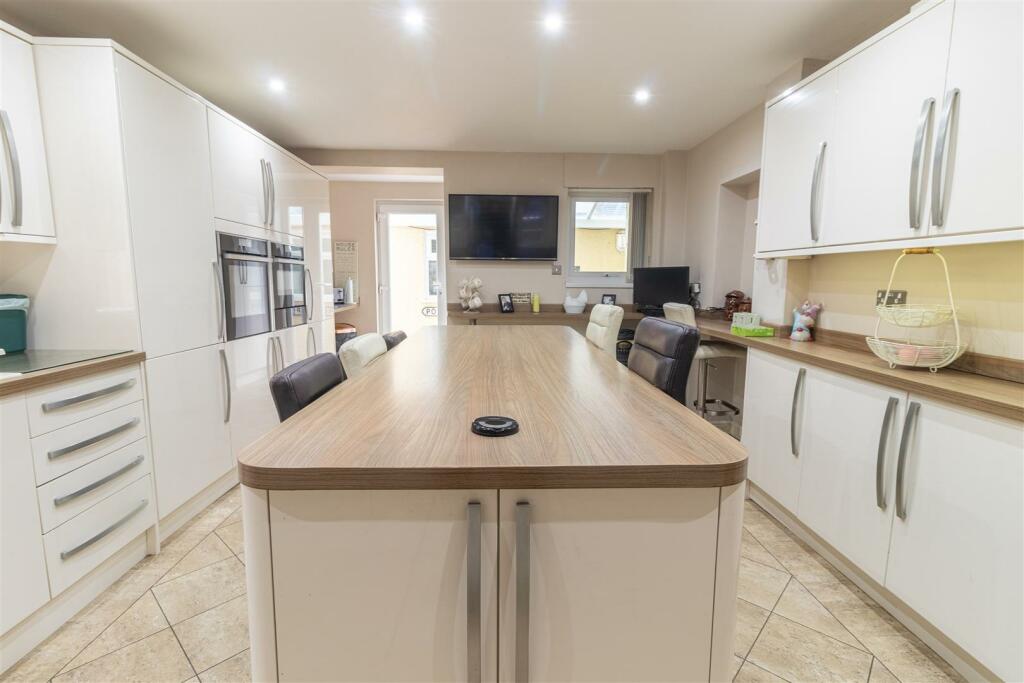 Additional image 6 of Albany Gardens West, East Clacton