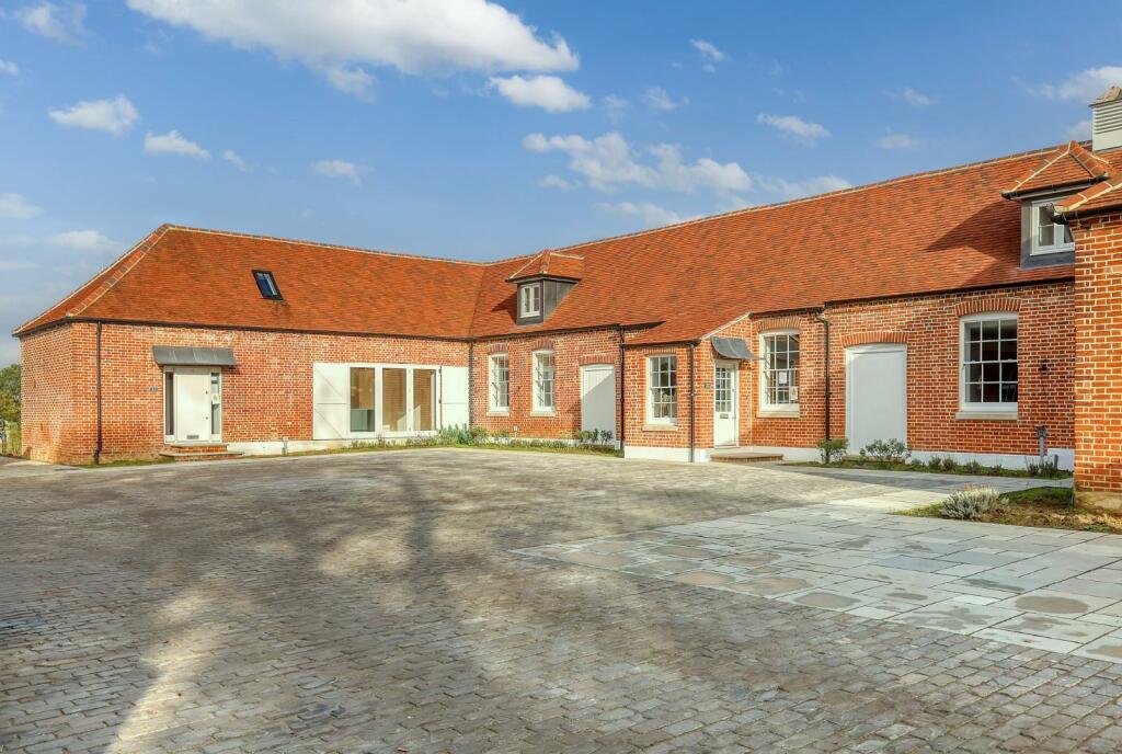 Additional image 17 of Brizes Park, Kelvedon Hatch