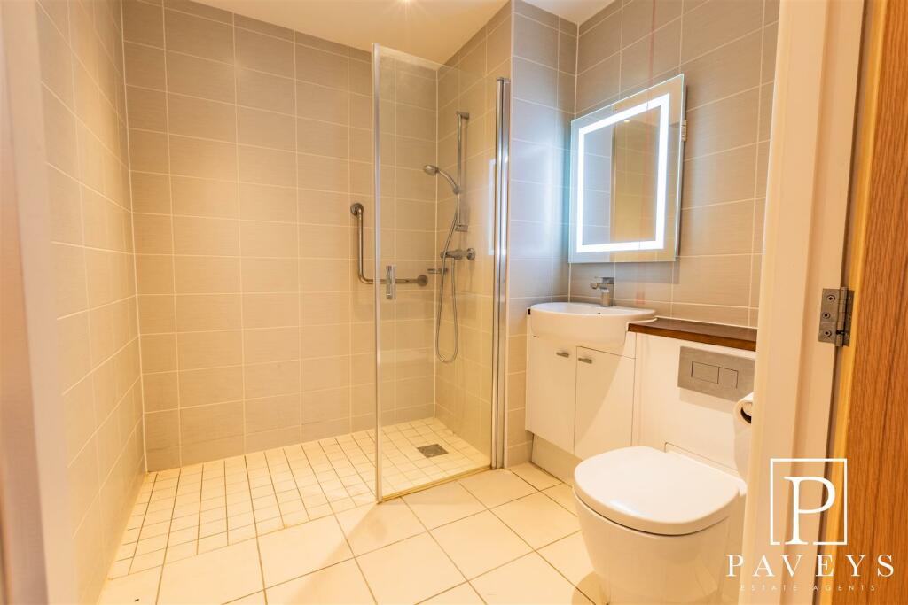 Additional image 9 of Hadleigh road, Frinton-On-Sea